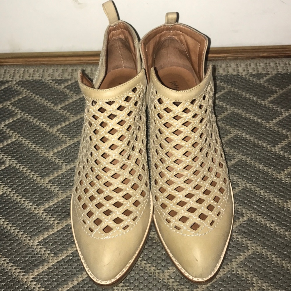 Jeffrey Campbell Taggart cutout booties